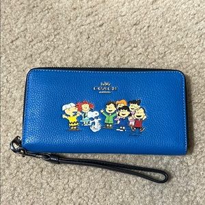 Coach peanuts wallet